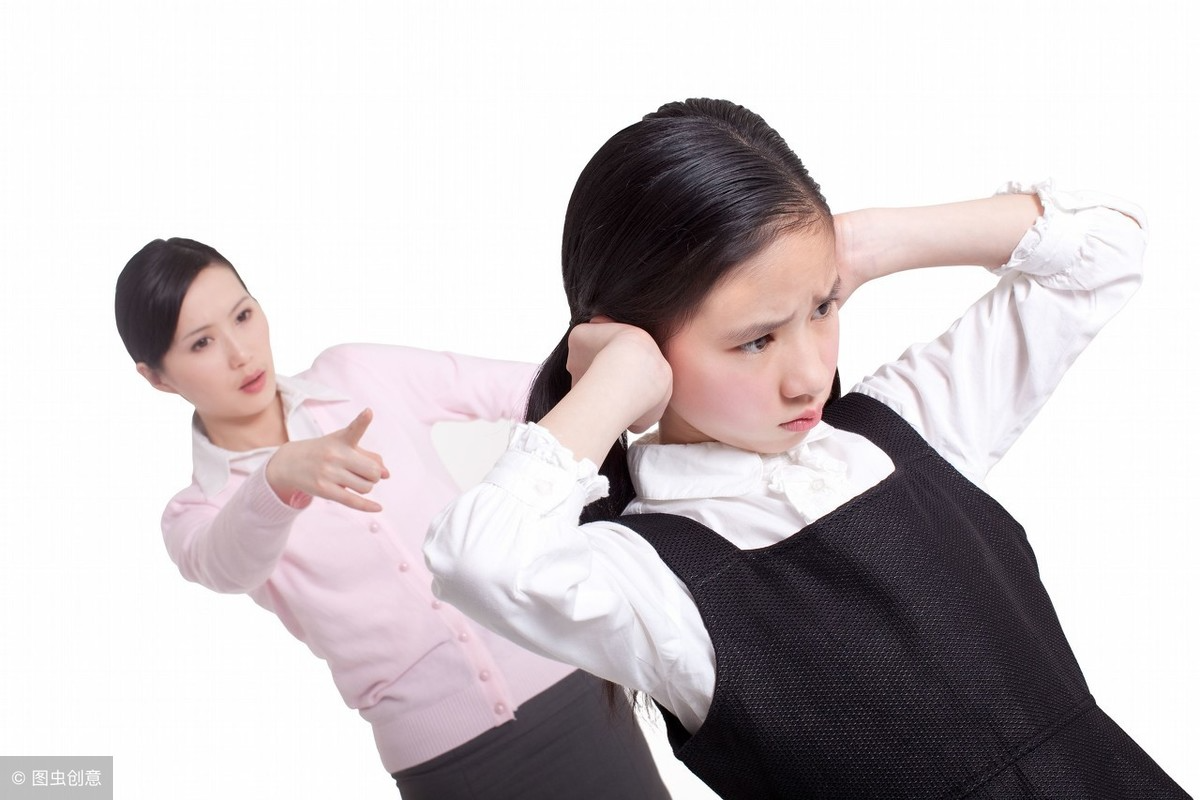 “人前教子”的教育方式,会有怎样的影响呢?