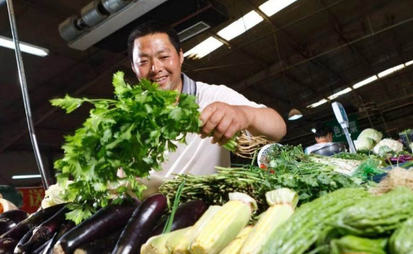 50岁的人如果从零开始,选择做哪些行业更容易成功呢?