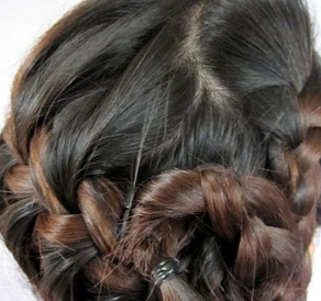 10一12岁编发辫子教程是怎样的?