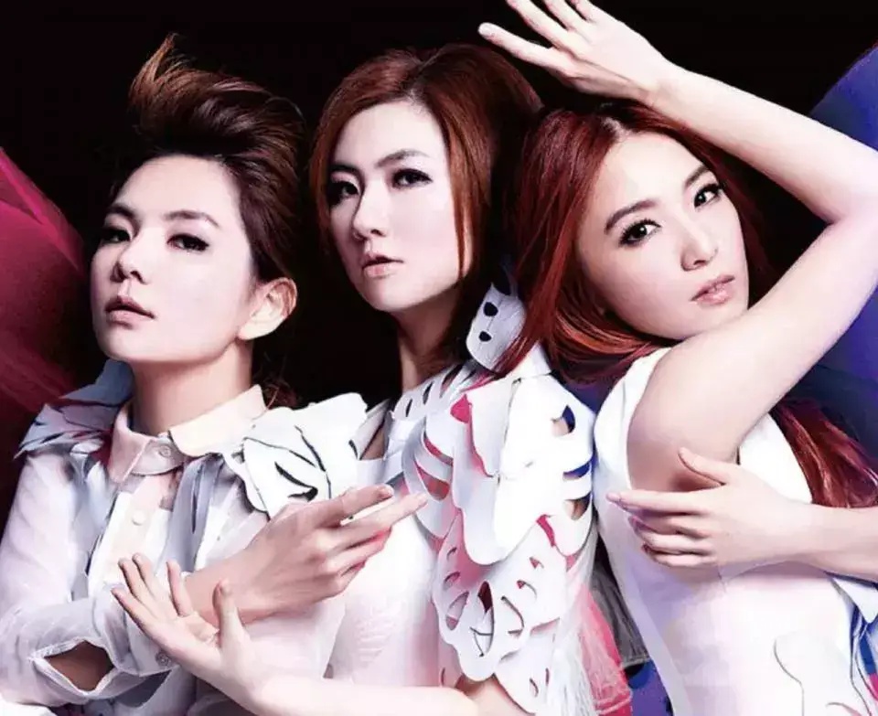 Ella向五月天及布农族道歉,Ella究竟怎么了?