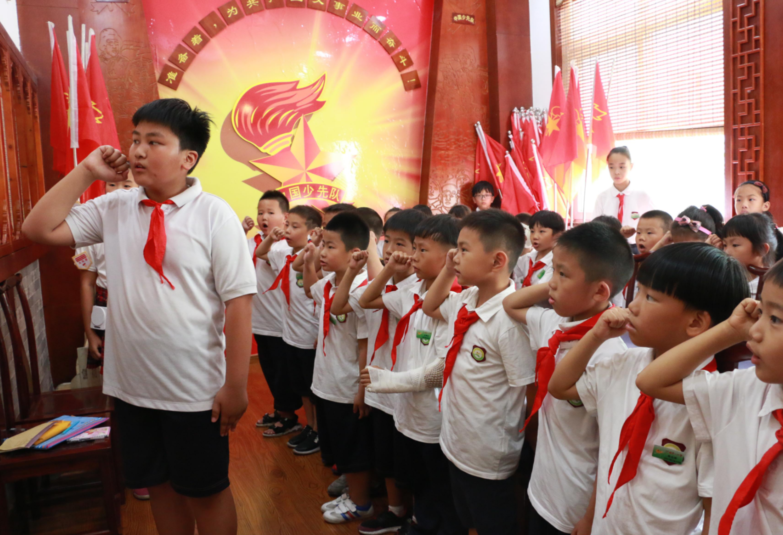 广州富商花百万做的8胞胎试管婴儿，这八个孩子现状如何了？