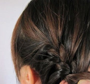 10一12岁编发辫子教程是怎样的?