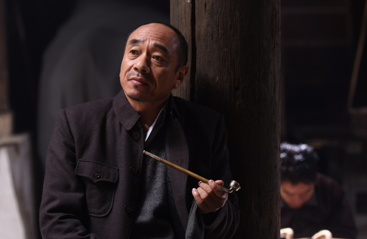 《鸡毛飞上天》这部剧,讲述了陈江河的一生,对此你怎么评价这部剧?