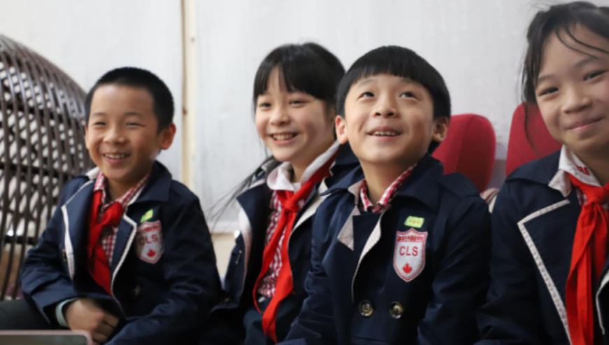 广州富商花百万做的8胞胎试管婴儿,这八个孩子现状如何了?