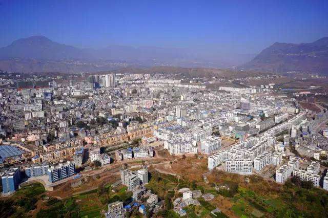 河南新密发生3.0级地震,形成地震的原因是什么?