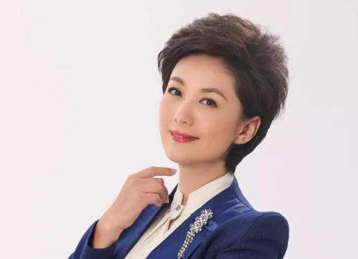 2021年新闻联播主持人有哪些?