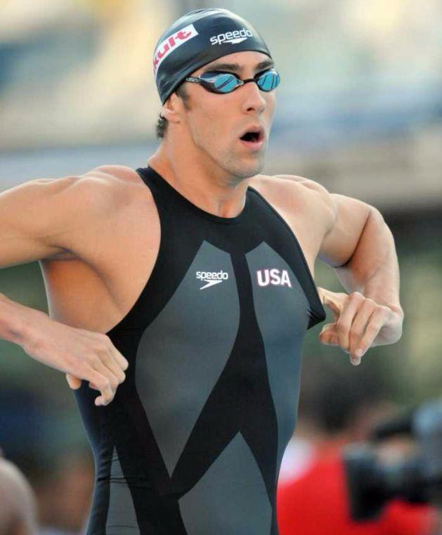 为什么游泳比赛禁用“鲨鱼皮”泳衣?