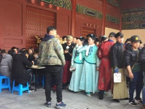 横店群演收费标准由100升至120元,为何会涨价?