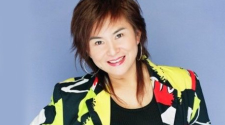 爱我的人和我爱的人歌词?