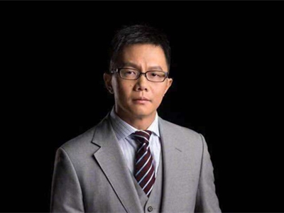 如何客观评价作家江南？他的文学水平究竟如何？