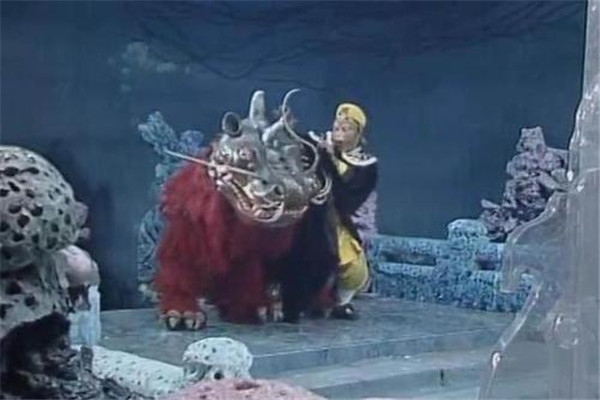 西游记中,牛魔王的坐骑避水金晴兽是什么来历?