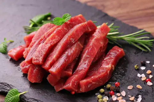 市场上出现的“假牛肉”,到底是怎么做的?对人有没有危害?