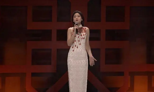 江苏卫视用虚拟技术呈现的邓丽君，这一幕展现了怎样的高科技？