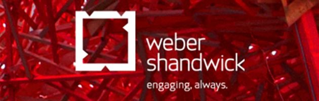 请问万博是不是赞助了意甲联赛，为什么每场比赛都有它的广告？