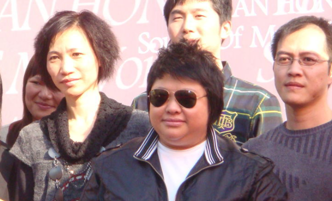 为什么说雍西是韩红的妈妈？中间有什么事情吗？