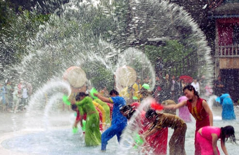 家乡的风俗有哪些？