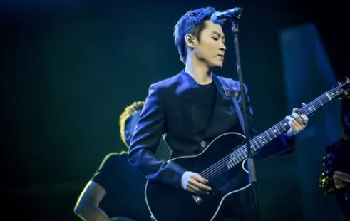 各自好,各自坏是什么歌？