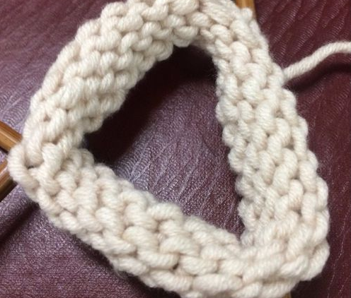 怎样编织从上往下打的毛衣