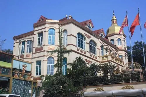 青岛旅游住哪比较合适，？