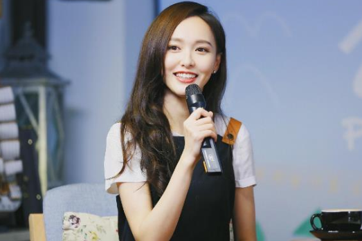 邱泽当初跟唐嫣谈过恋爱,你知道两人分手的原因是什么吗?