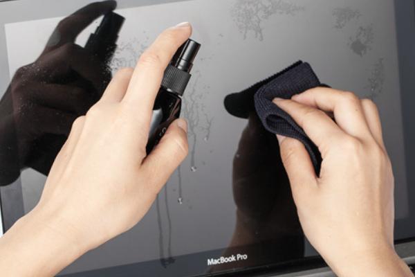 电脑屏幕清洁剂什么成分