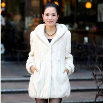 貂皮大衣多少钱一件？