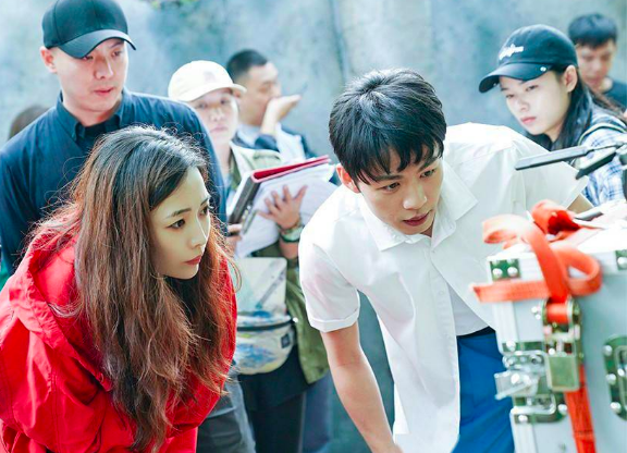 《我在时间尽头等你》讲述了什么故事？