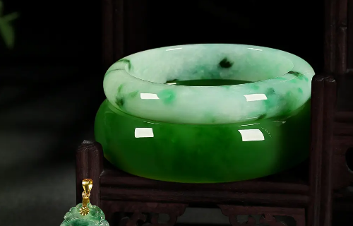 玛瑙和玉的区别