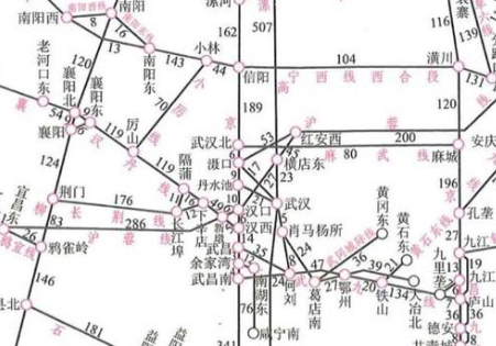 小伙90分钟默画全国铁路示意图，他是从事什么工作的？