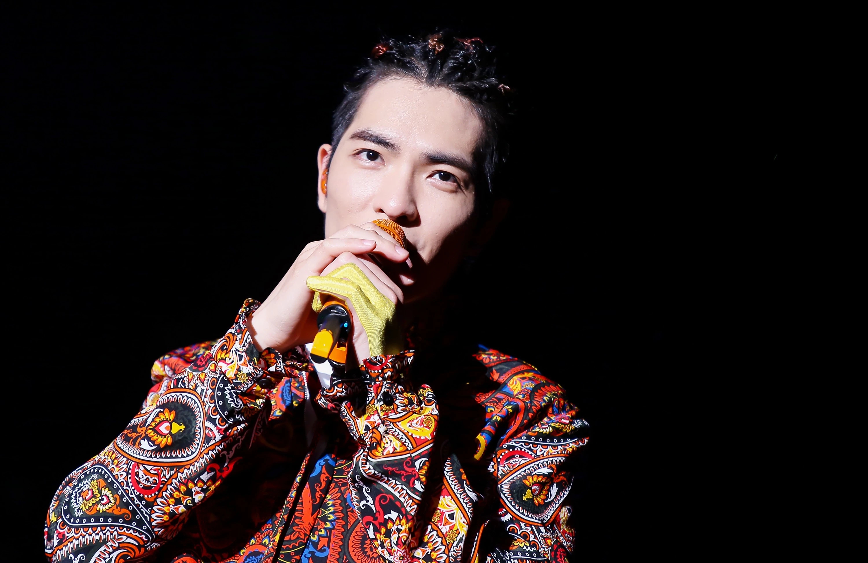 萧敬腾工作室说萧敬腾不在武汉，这是为了澄清什么事？