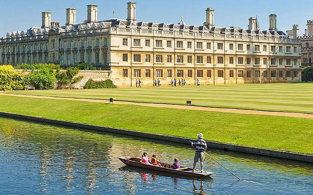 企业设立的培训机构不得称大学，一所合法的大学应该满足哪些条件?