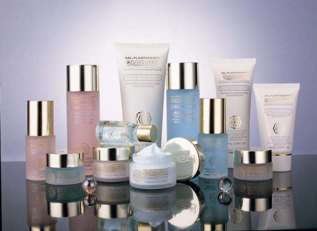 河南郑州一高校开设化妆课,学生们对这门课程的积极性如何?