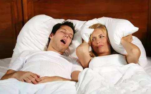 如何才能防止晚上睡觉打呼噜?最简便的方法.
