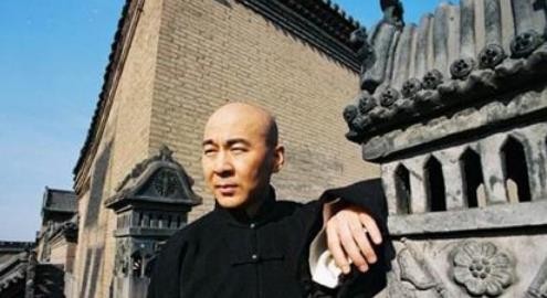 电视剧《乔家大院》讲述了什么时代的故事?