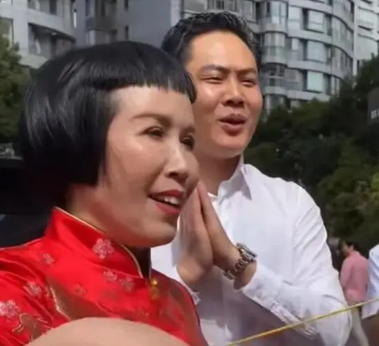 黛莱皙创始人猫七七真实姓名是什么？