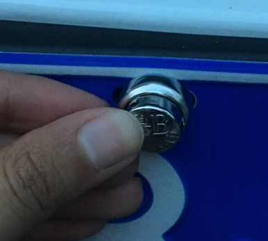 自己怎么上车牌