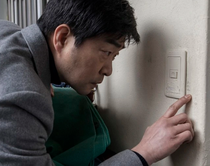 韩国电影《捉迷藏》最后的大结局有谁知道吗