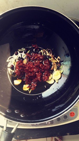 鸡丁刀削面的卤怎么做?