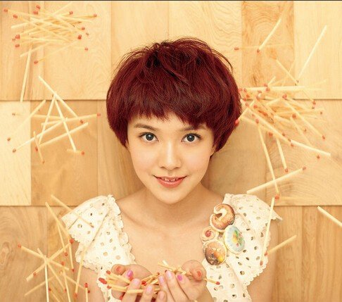 你是怎么看待《小时代》里的顾里和顾源之间的感情?