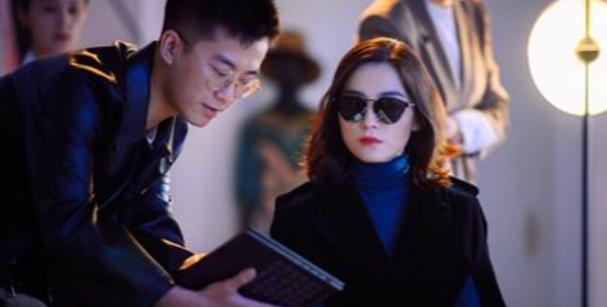 《盛装》小说结局是什么?