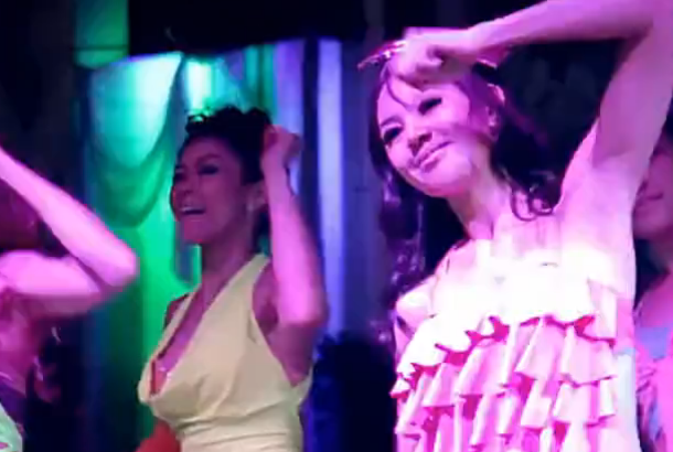 有一首英文歌 歌词大概是 one two three four let me see you once more 然后是push push 什么什么的