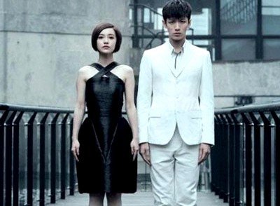 你是怎么看待《小时代》里的顾里和顾源之间的感情?