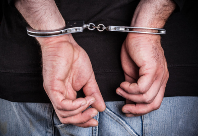 朱贤健被抓时表情淡定没有反抗,你如何看待他的这一反应?