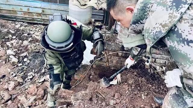 泸州一工地挖出1000余枚炸弹，这些炸弹为何会出现在这里？