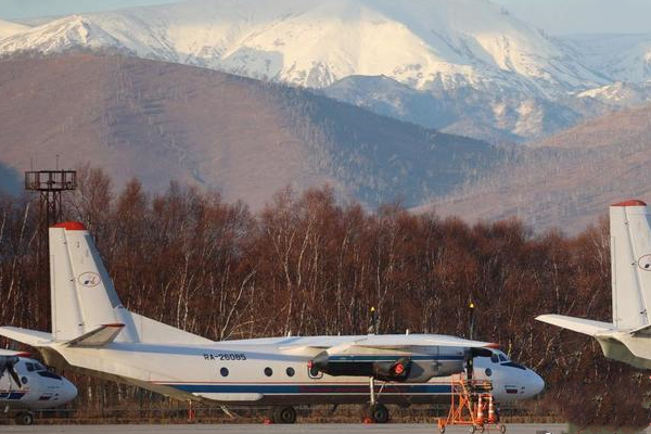 俄罗斯一架载28人飞机失联,事发前飞机有何异常?