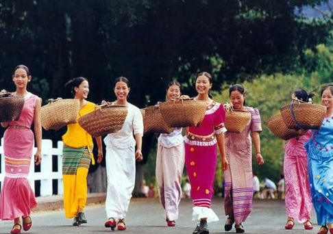 傣族的风土人情和民俗习惯?