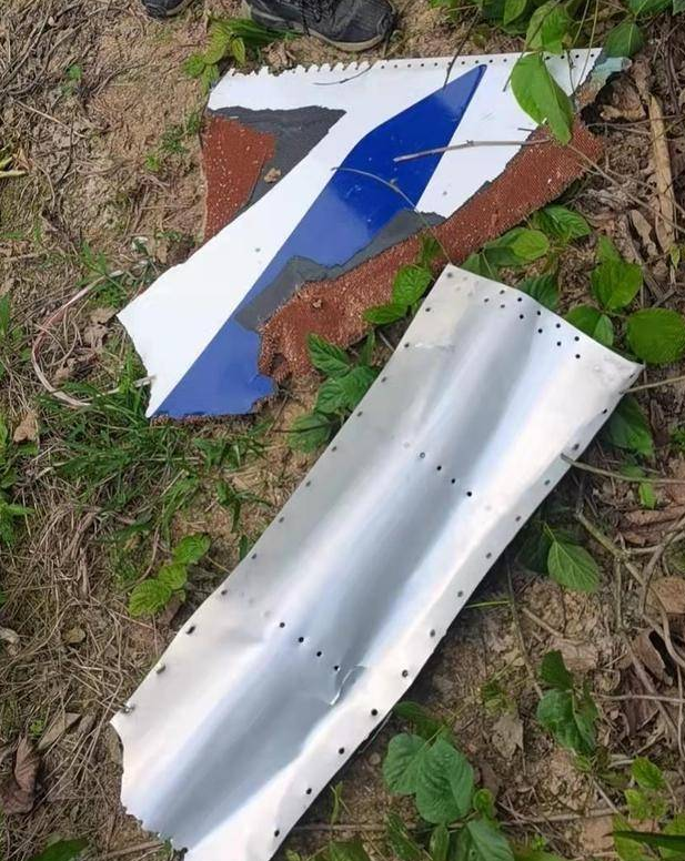 东航客机发生事故,当地村民称飞机是掉在地上爆炸的,专家对此有何表示?