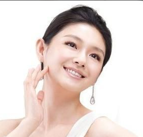 用牛奶洗脸的正确方法是怎样的?