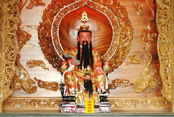 三生三世十里桃花里的东华帝君是什么来历?