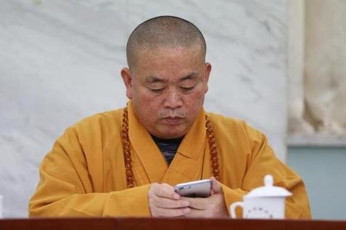 释永信是谁，干什么的？